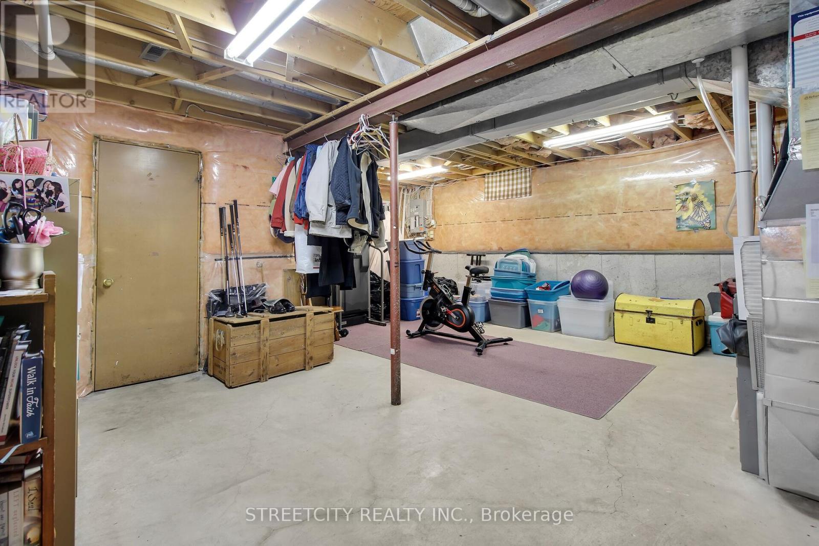55 Martinet Avenue, London East, Ontario  N5V 4B7 - Photo 35 - X12431942
