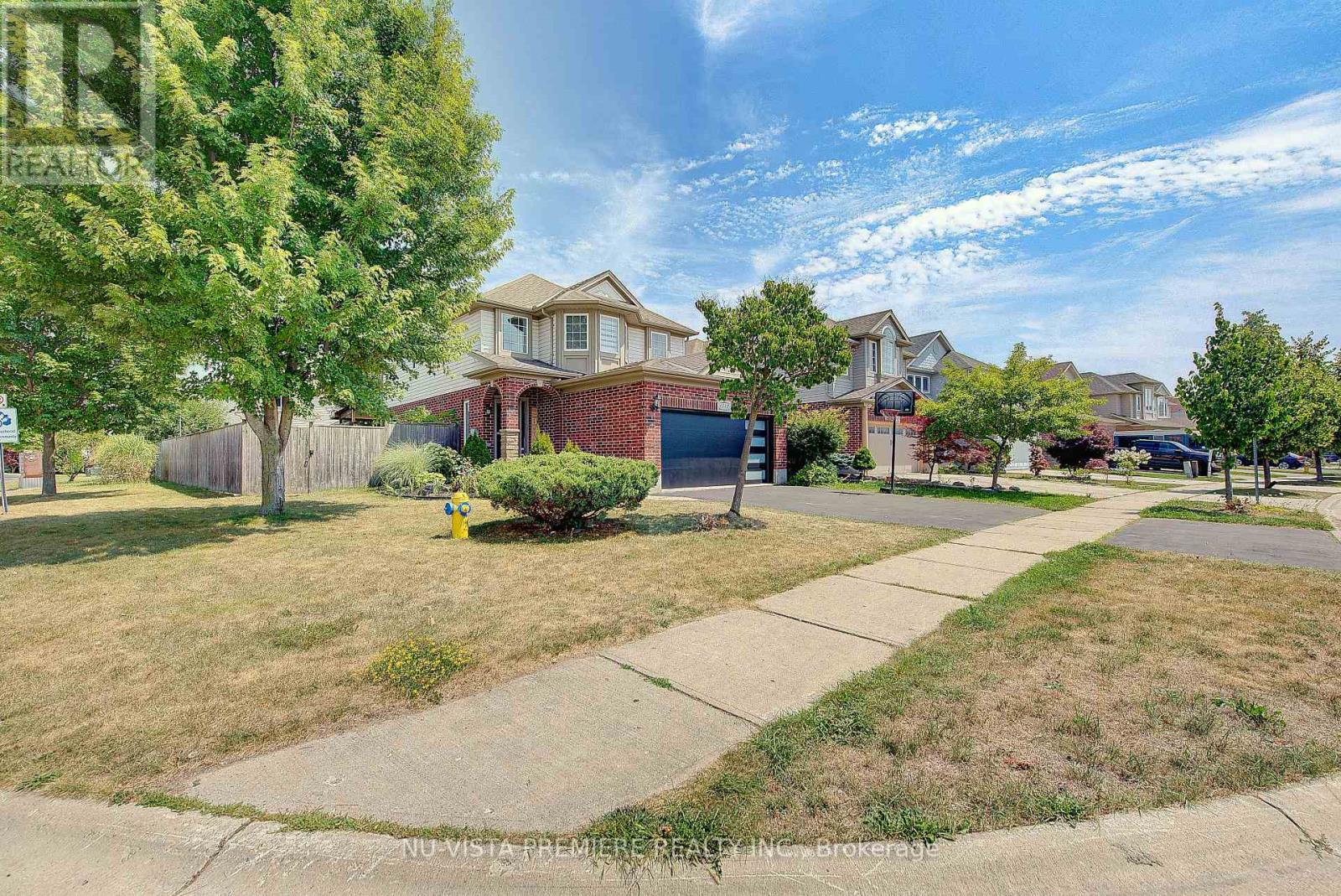 1342 Blackmaple Drive, London East, Ontario  N5Y 6K9 - Photo 2 - X12431977
