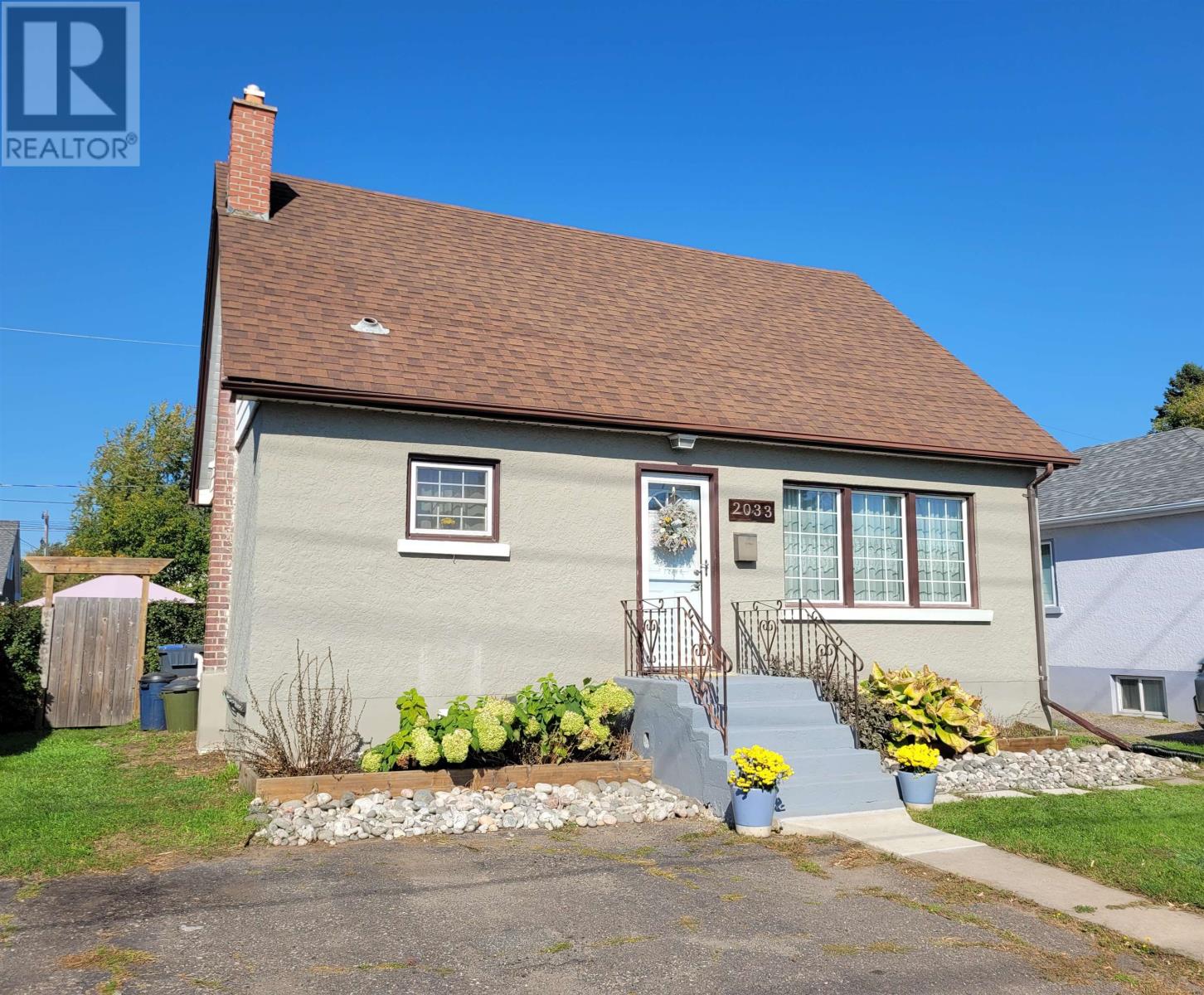 2033 Walsh St E, Thunder Bay, Ontario  P7E 4W1 - Photo 2 - TB253083