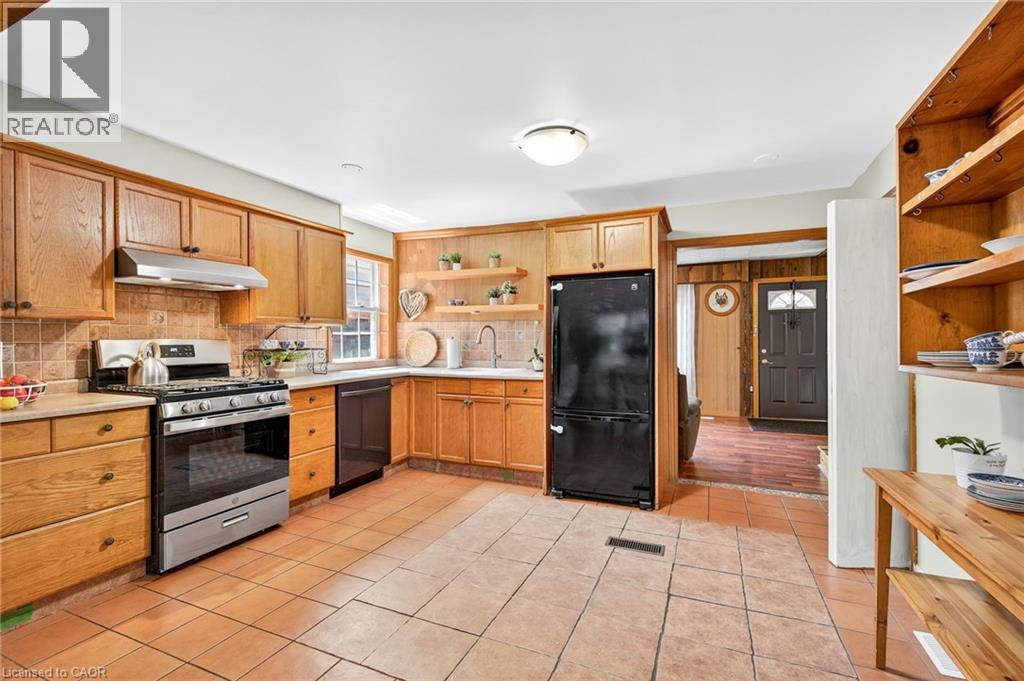 146 Normanhurst Avenue, Hamilton, Ontario  L8H 5M8 - Photo 9 - 40763421