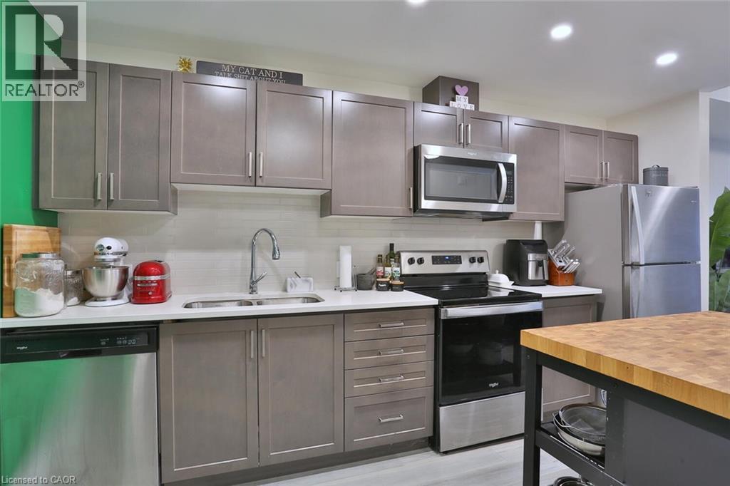5 Wake Robin Drive Unit# 118, Kitchener, Ontario  N2E 0H6 - Photo 7 - 40771555