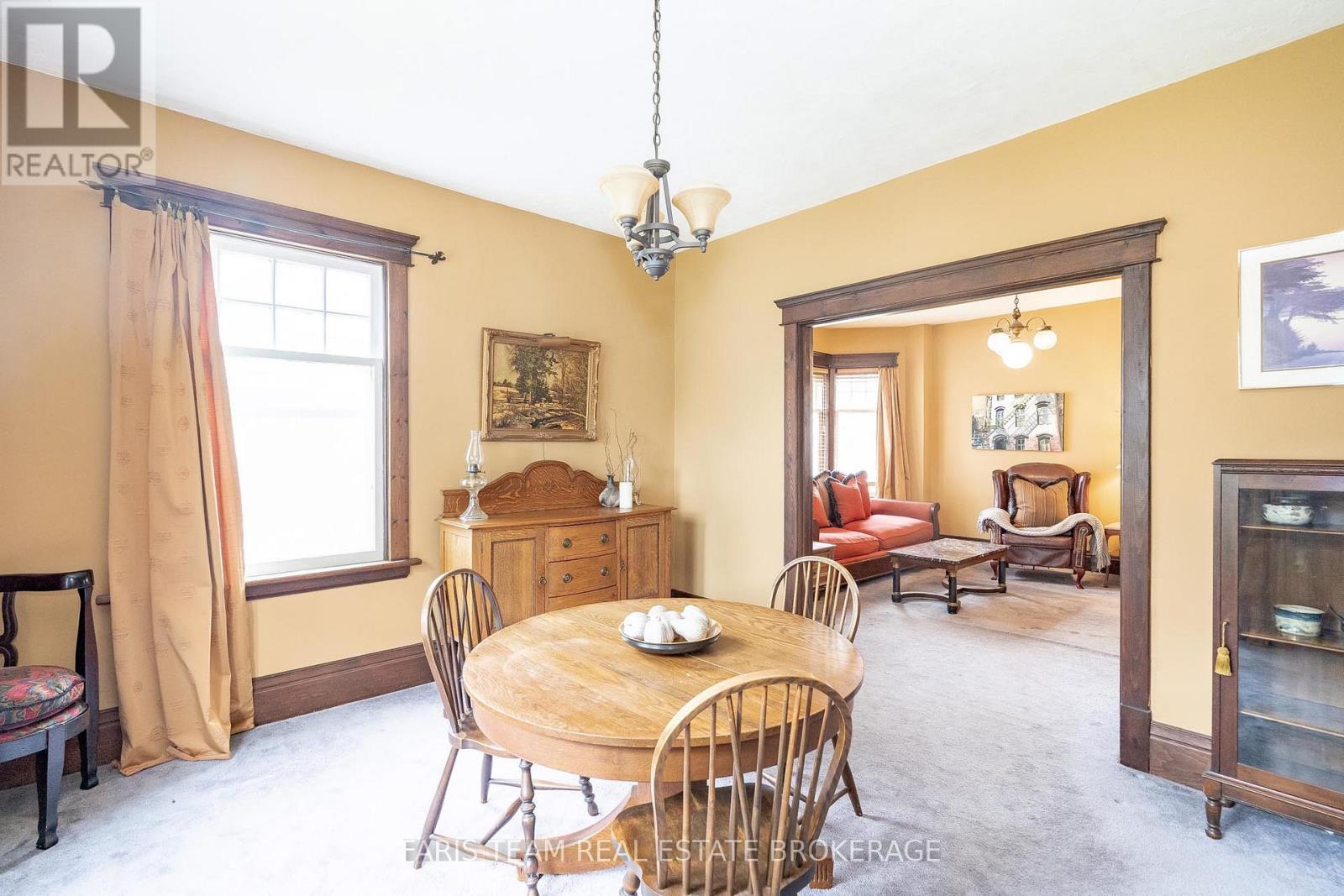 105 Barrie Street, Bradford West Gwillimbury, Ontario  L9S 2C9 - Photo 12 - N12431719