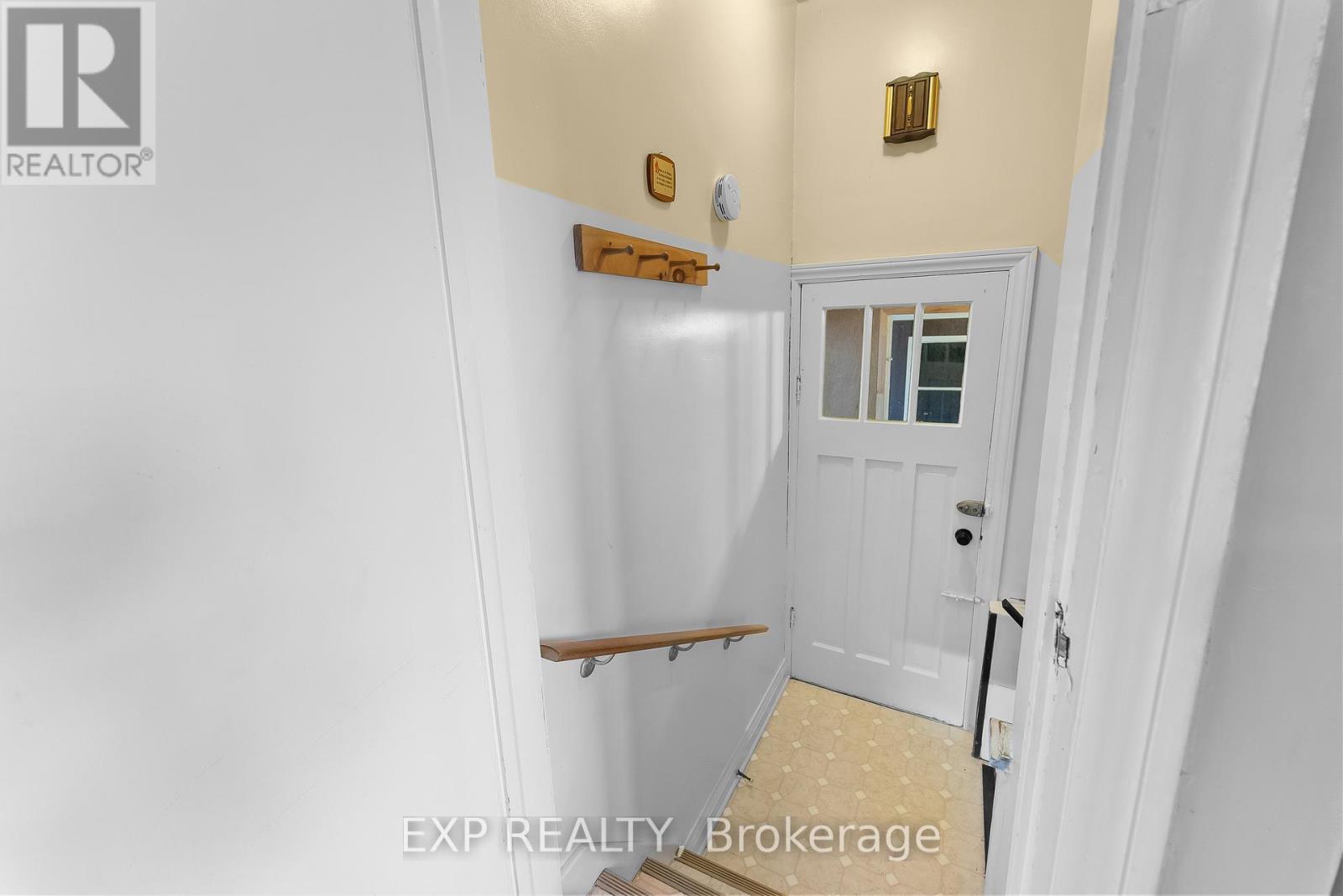 562 Broadway Street, Welland (Broadway), Ontario  L3C 5M5 - Photo 15 - X12431811