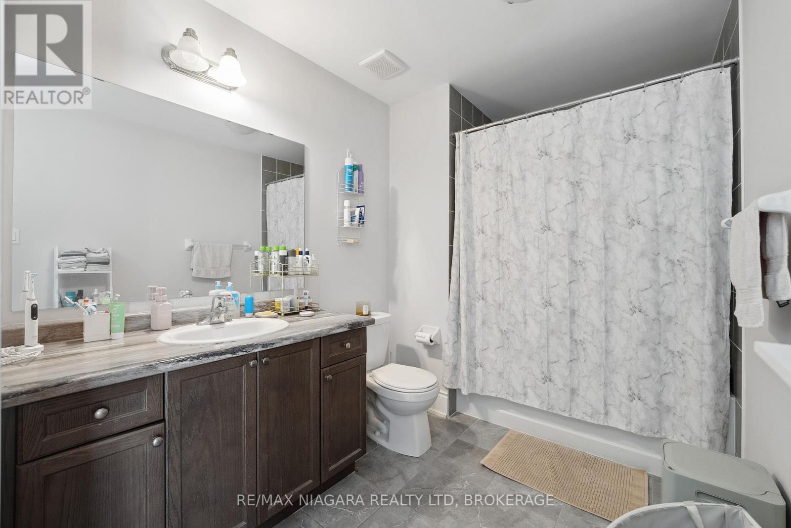 55 Sunset Way, Thorold, Ontario  L2V 0C7 - Photo 28 - X12431820