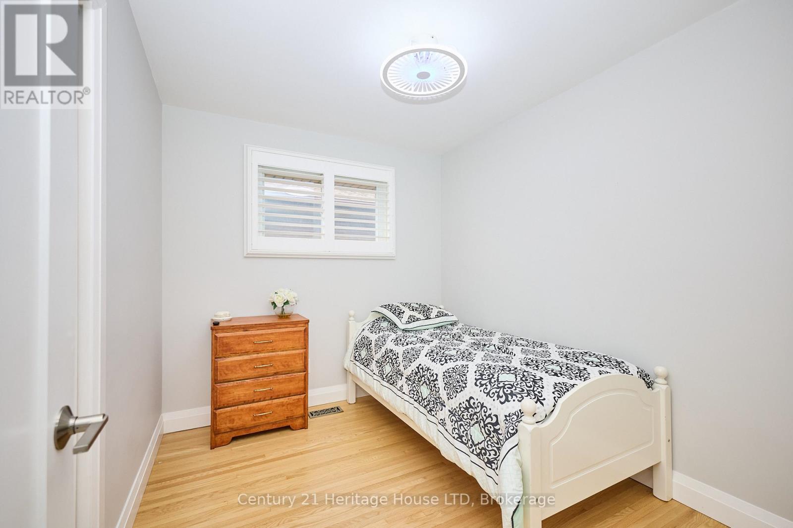 18 Princeway Drive, St. Catharines, Ontario  L2N 2X6 - Photo 17 - X12431829