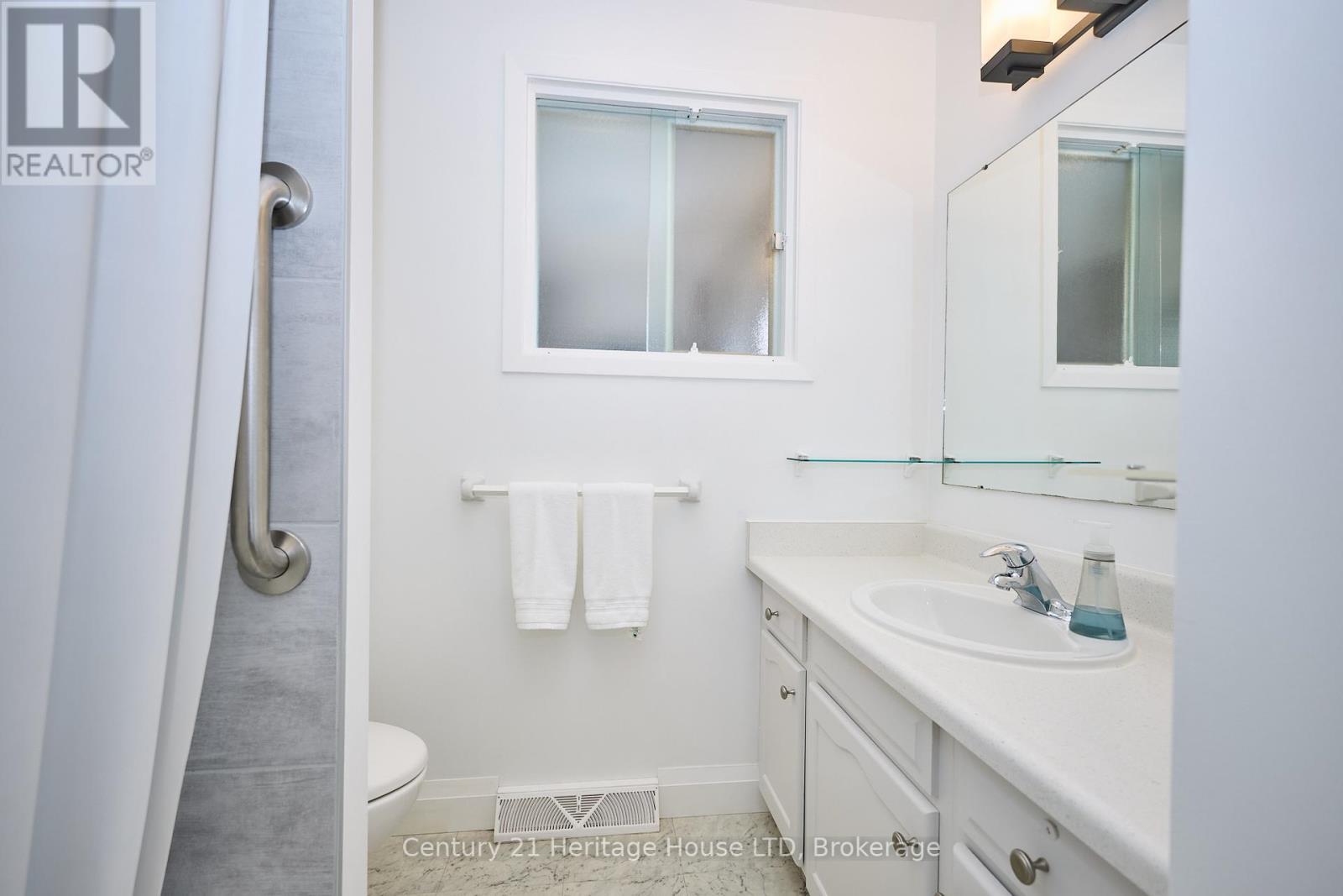 18 Princeway Drive, St. Catharines, Ontario  L2N 2X6 - Photo 20 - X12431829