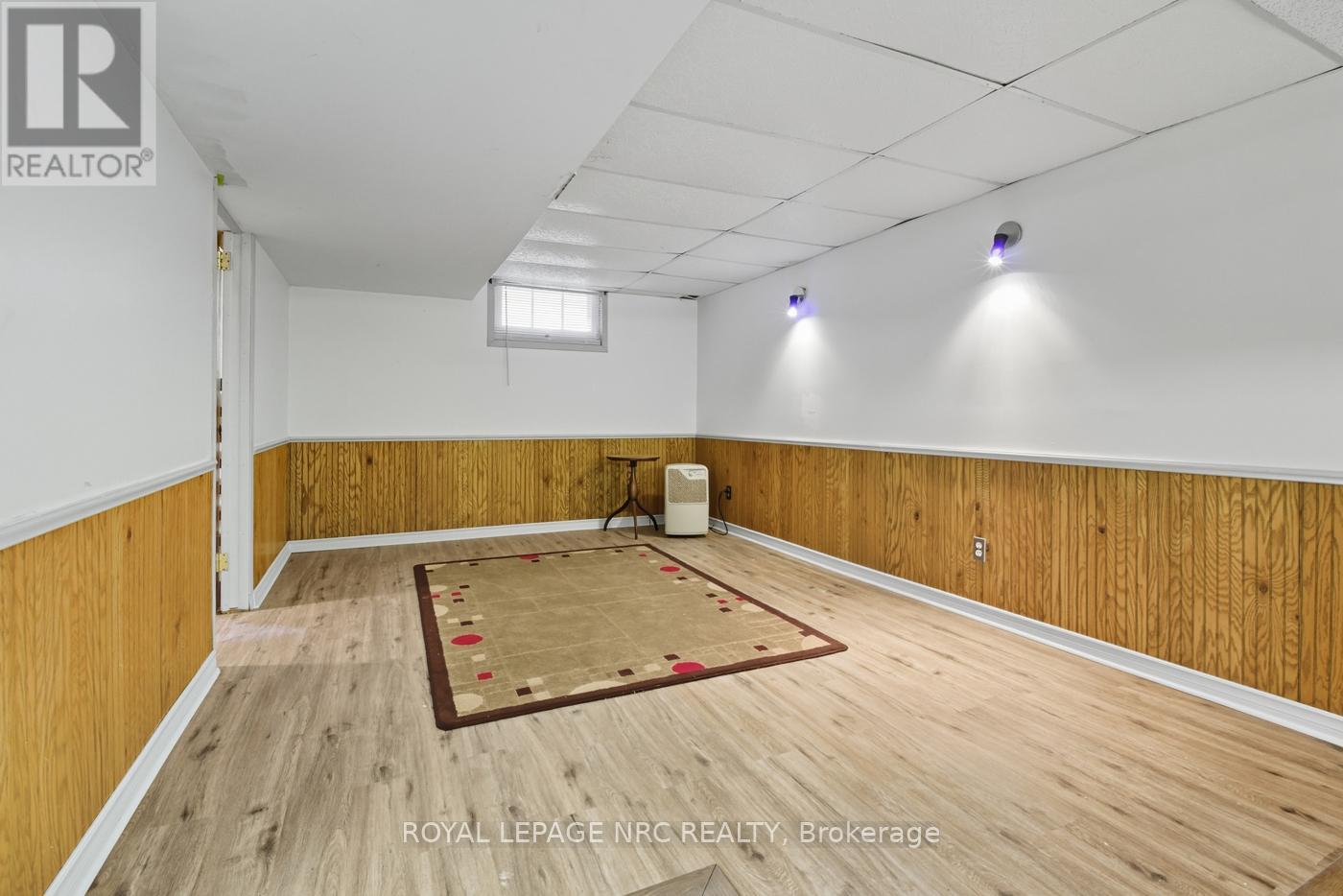 42 Linwood Drive, Welland, Ontario  L3C 2B6 - Photo 25 - X12431848