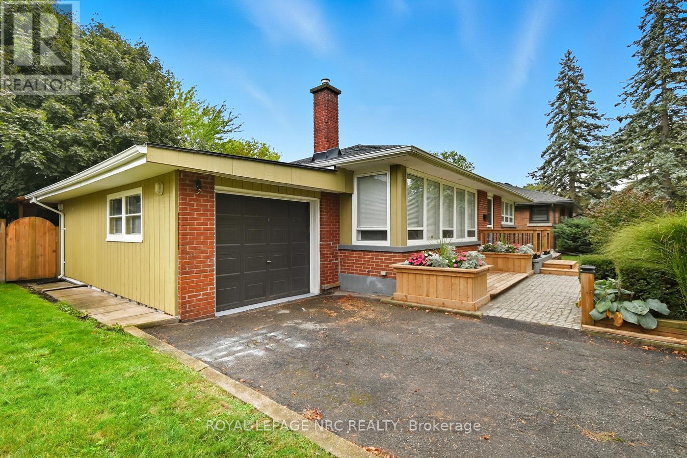 42 Linwood Drive, Welland, Ontario  L3C 2B6 - Photo 39 - X12431848