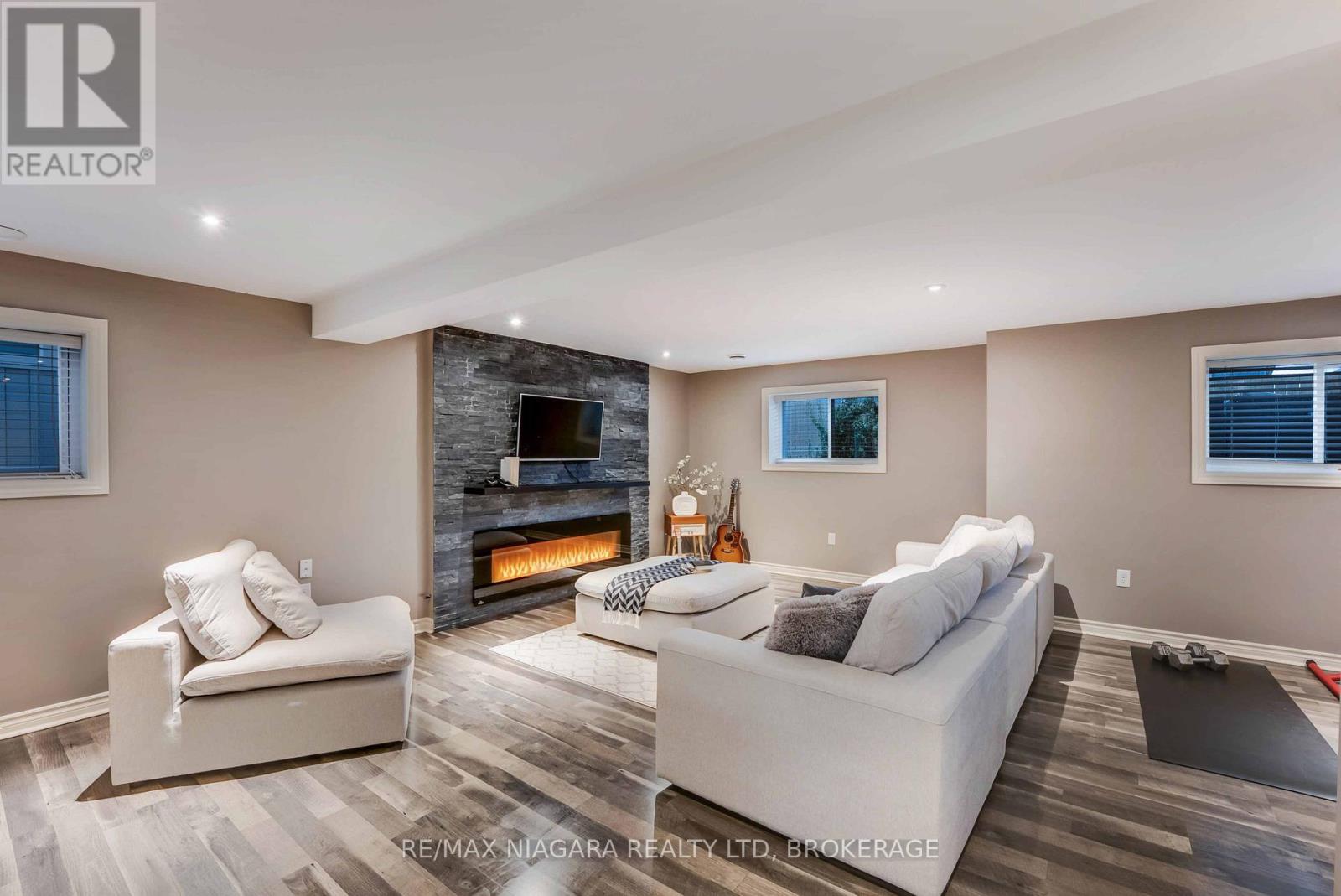 22 Henley Court, Welland (Dain City), Ontario  L3B 6E8 - Photo 18 - X12431871