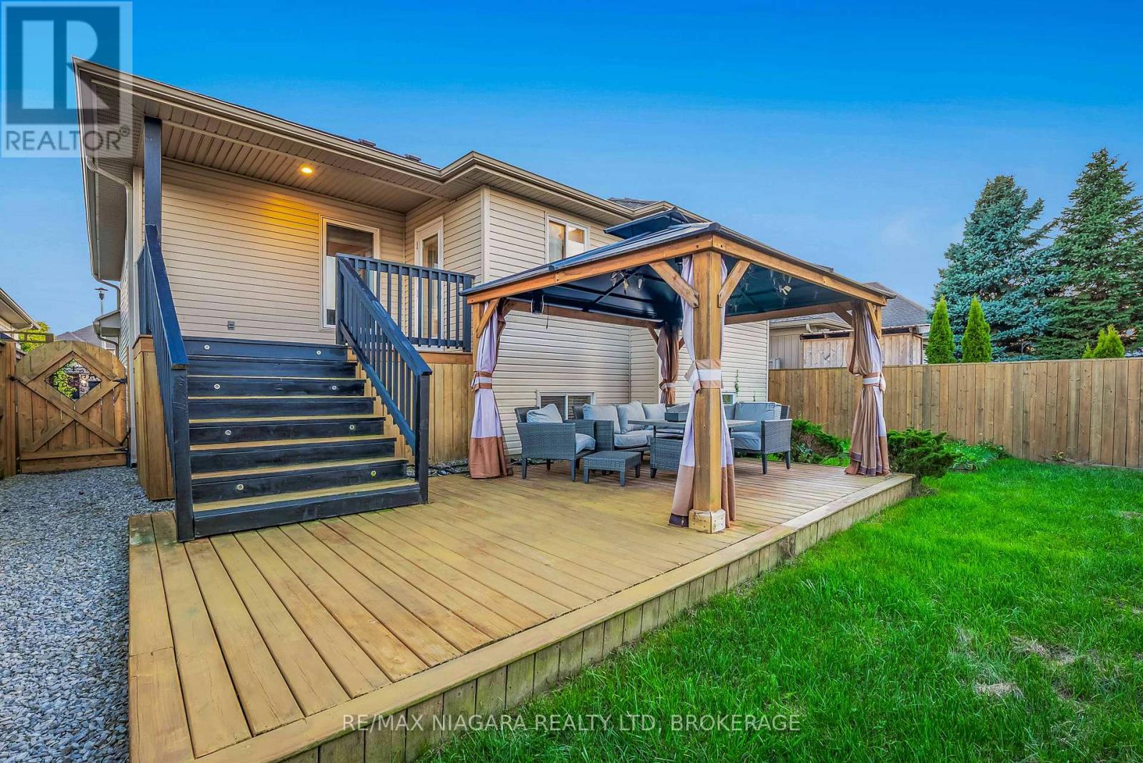 22 Henley Court, Welland (Dain City), Ontario  L3B 6E8 - Photo 29 - X12431871
