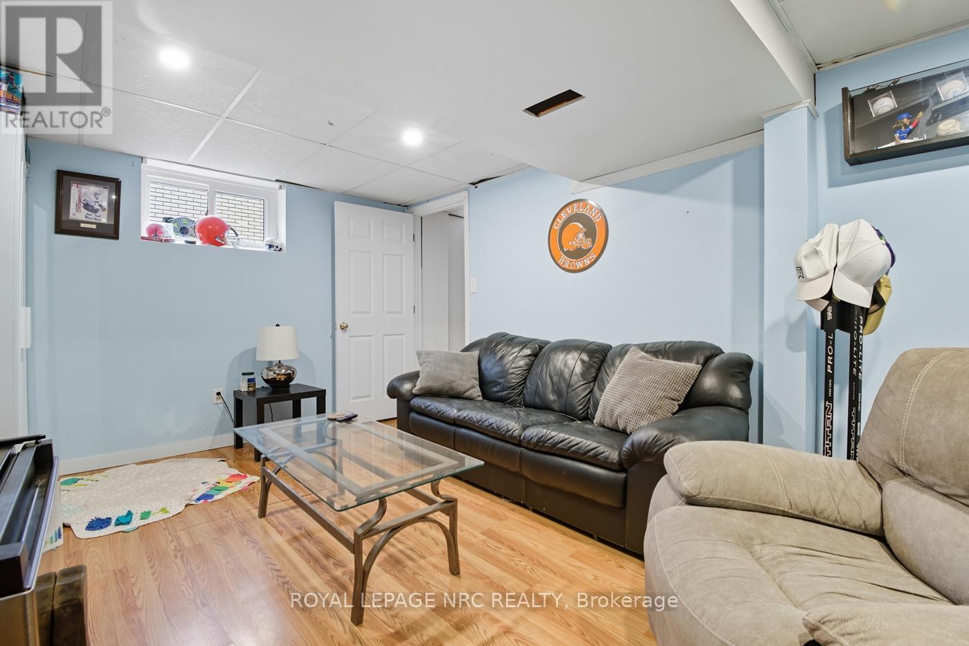 243 Gross Avenue, Welland (Broadway), Ontario  L3C 2V1 - Photo 24 - X12431878