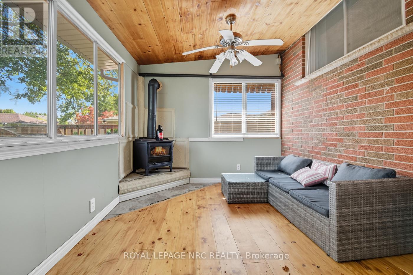 243 Gross Avenue, Welland (Broadway), Ontario  L3C 2V1 - Photo 27 - X12431878