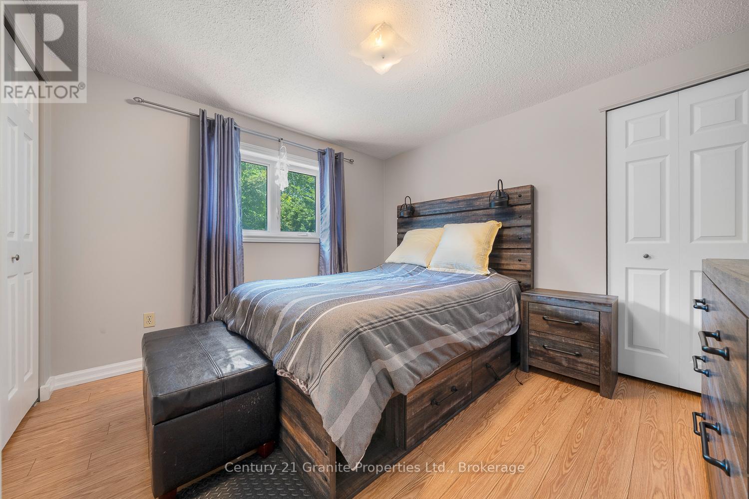 7 Tudhope Street, Parry Sound, Ontario  P2A 2H9 - Photo 33 - X12431934