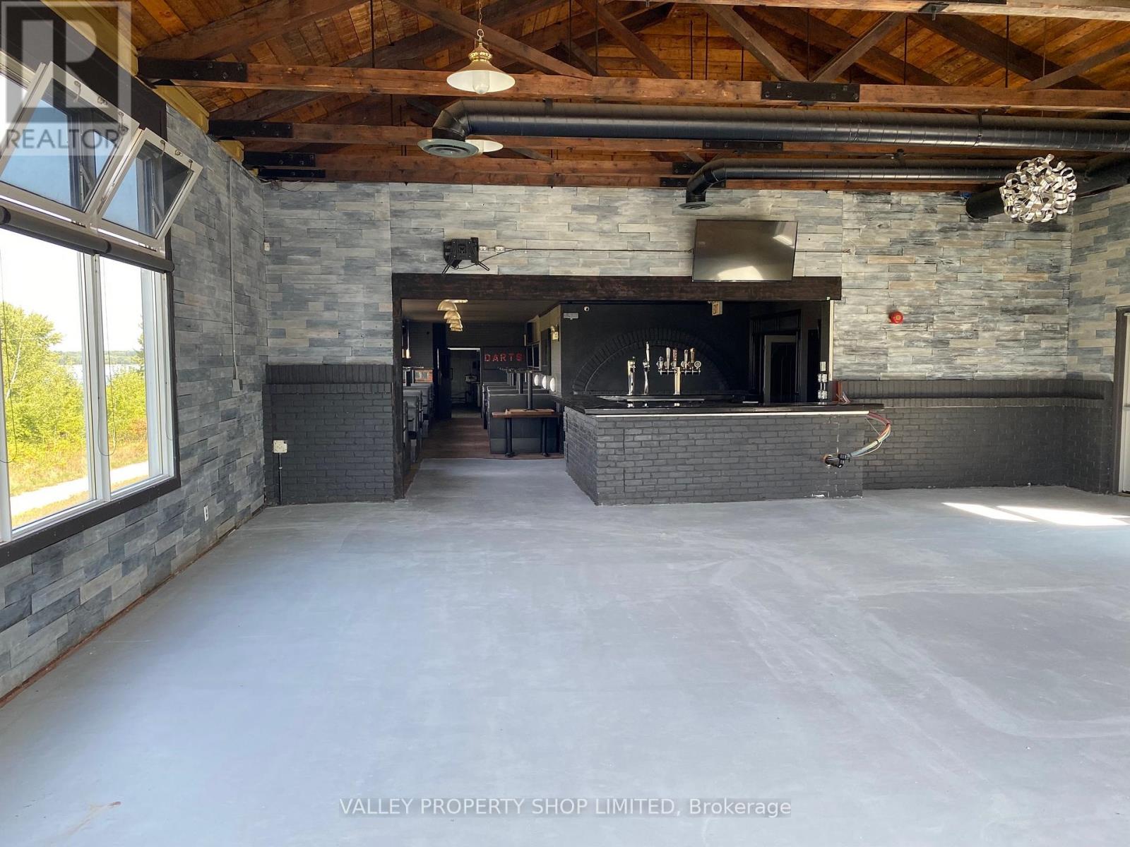207 Nelson Street, Pembroke, Ontario  K8A 3N1 - Photo 11 - X12428731
