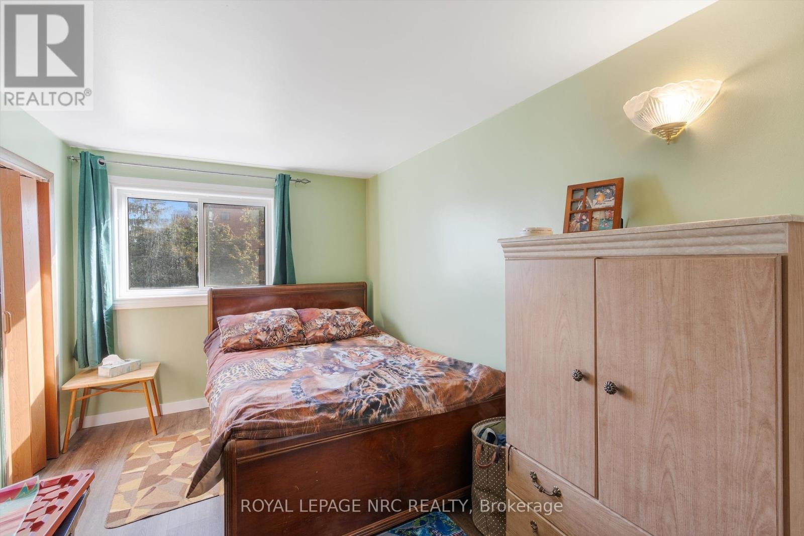 11 Cleveland Street, Thorold (Thorold Downtown), Ontario  L2V 3K3 - Photo 14 - X12301097