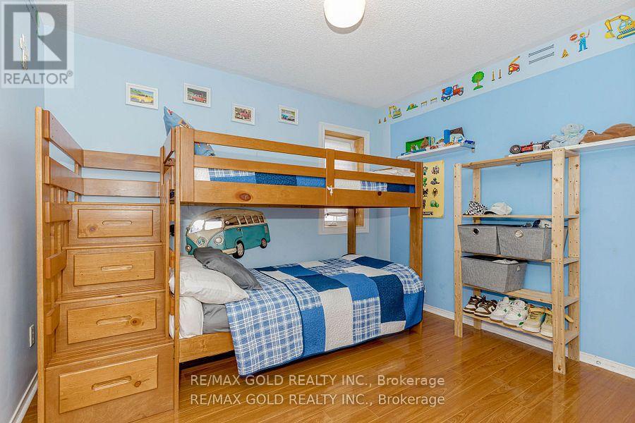 139 Chipmunk Crescent, Brampton, Ontario  L6R 1B7 - Photo 19 - W12431751