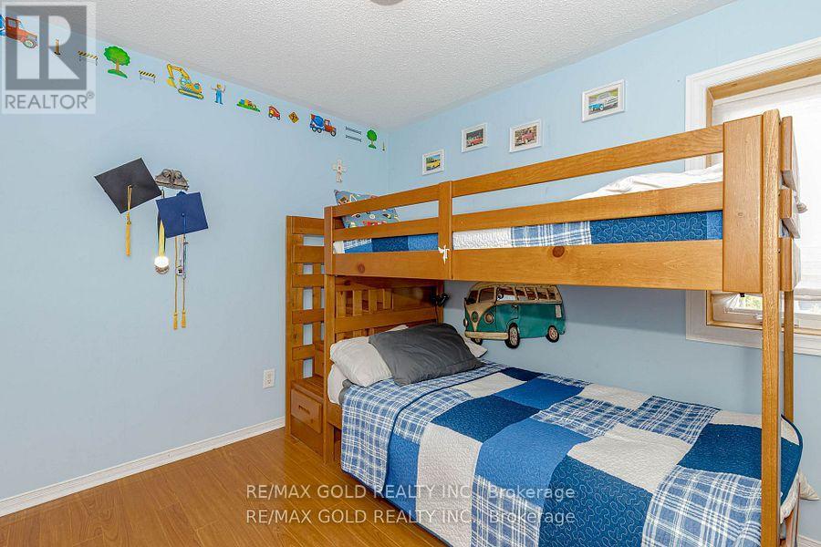 139 Chipmunk Crescent, Brampton, Ontario  L6R 1B7 - Photo 21 - W12431751