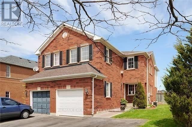95 Bunchberry Way, Brampton, Ontario  L6R 2E8 - Photo 2 - W12431789
