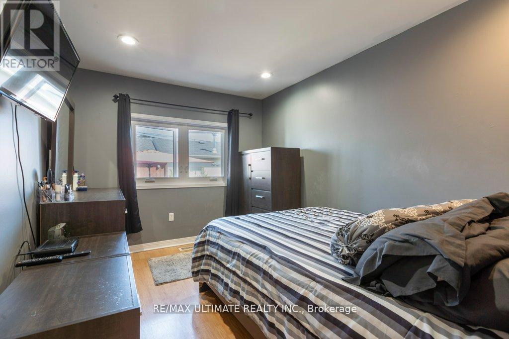 281 Boon Avenue, Toronto, Ontario  M6E 4A2 - Photo 11 - W12431798