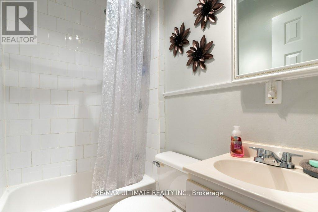 281 Boon Avenue, Toronto, Ontario  M6E 4A2 - Photo 13 - W12431798
