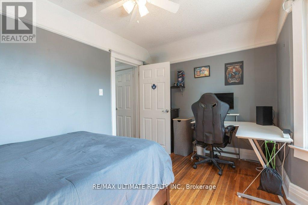 281 Boon Avenue, Toronto, Ontario  M6E 4A2 - Photo 18 - W12431798
