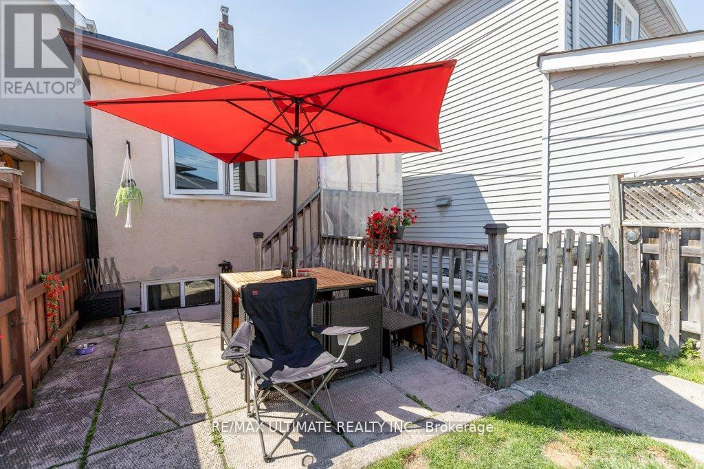 281 Boon Avenue, Toronto, Ontario  M6E 4A2 - Photo 36 - W12431798