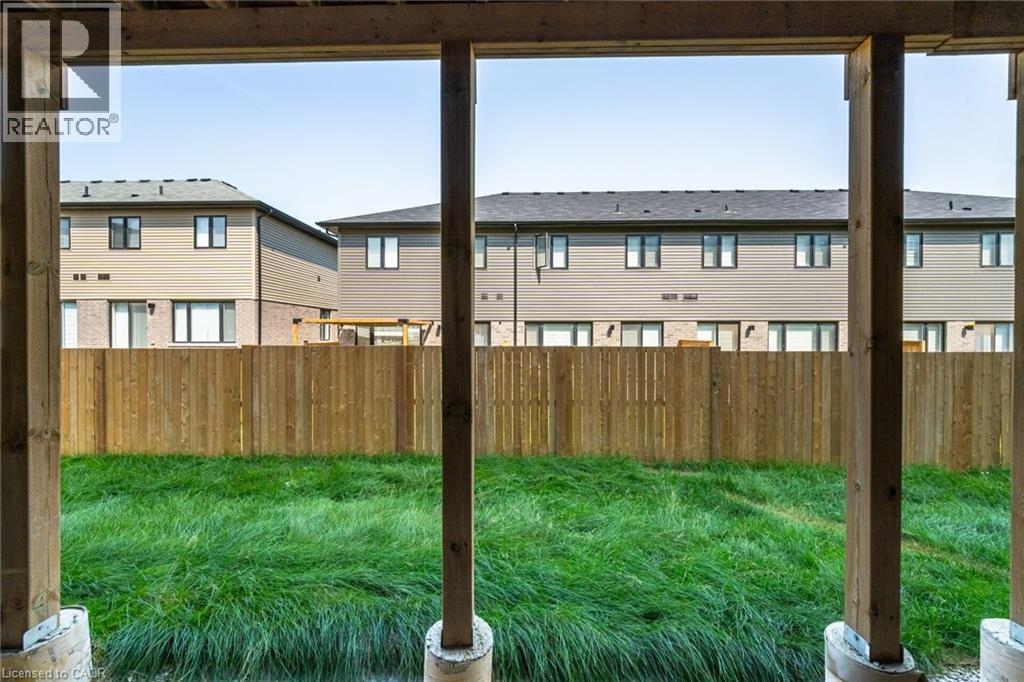 461 Blackburn Drive Unit# 80, Brantford, Ontario  N3T 0W9 - Photo 38 - 40774355