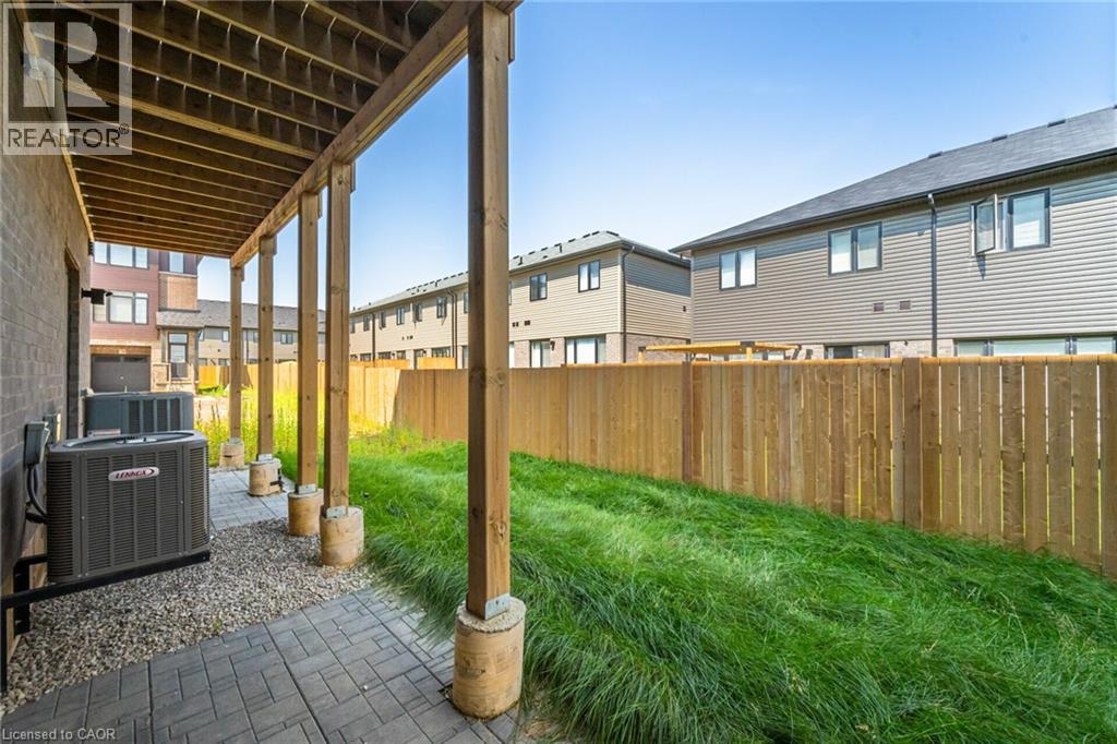 461 Blackburn Drive Unit# 80, Brantford, Ontario  N3T 0W9 - Photo 39 - 40774355