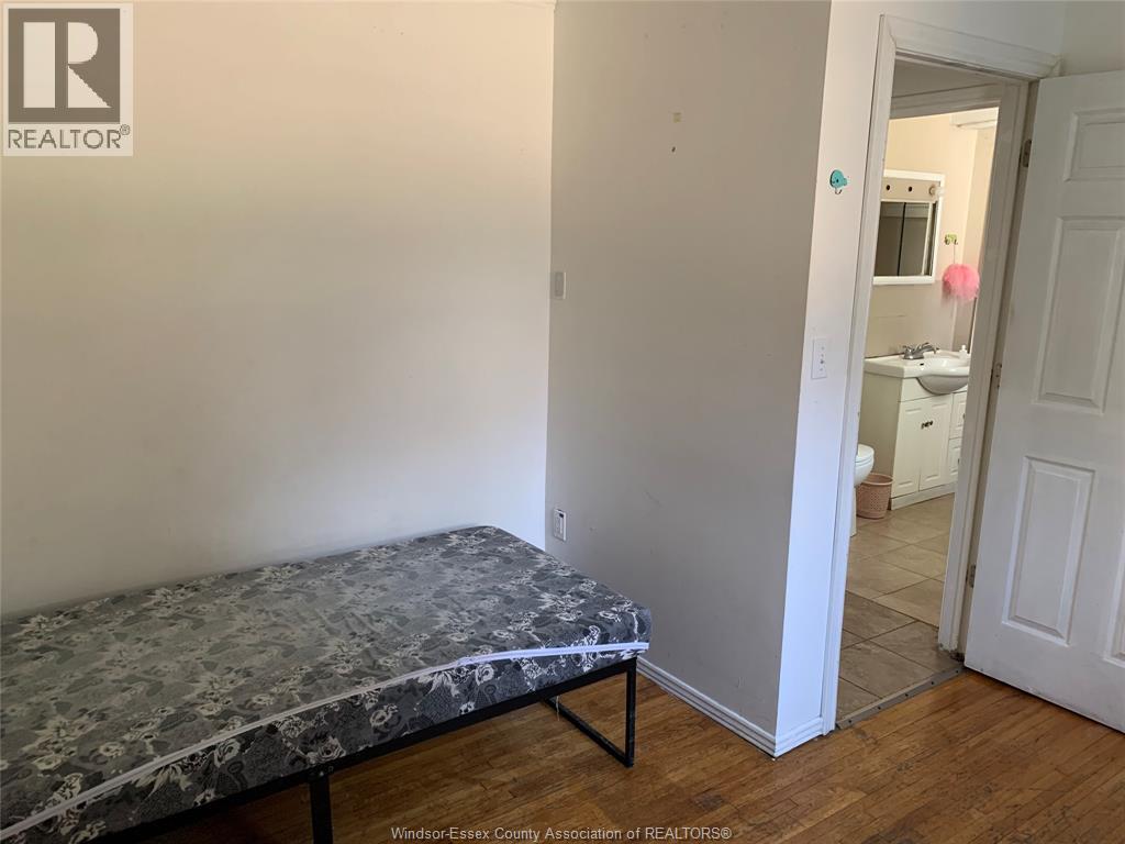437 Campbell Avenue, Windsor, Ontario  N9B 2H5 - Photo 16 - 25024705