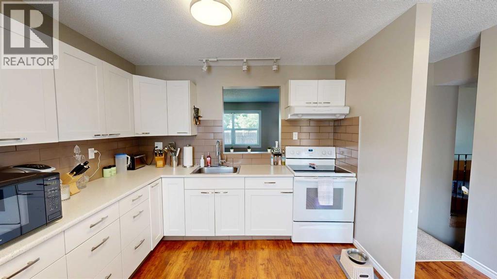 Lorem Ipsum Dolor Sit, Lethbridge, Alberta  T1H  - Photo 2 - DEMO28891762