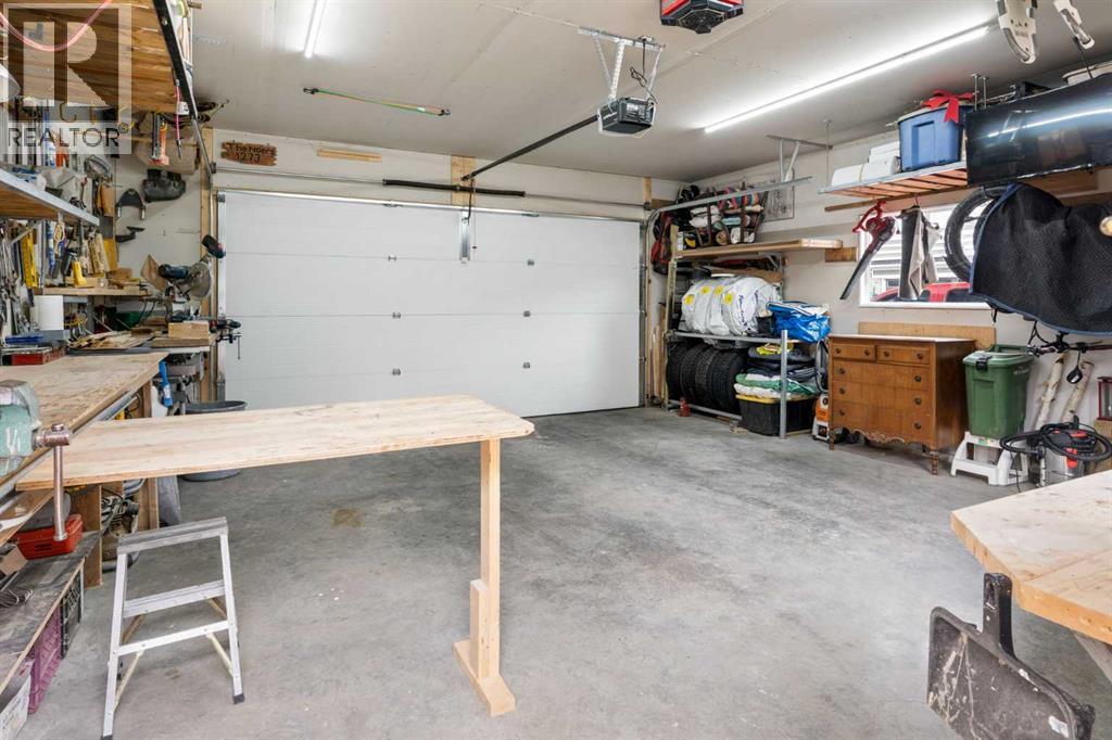 6 Emberside Hollow, Cochrane, Alberta  T4C 2L7 - Photo 35 - A2242265
