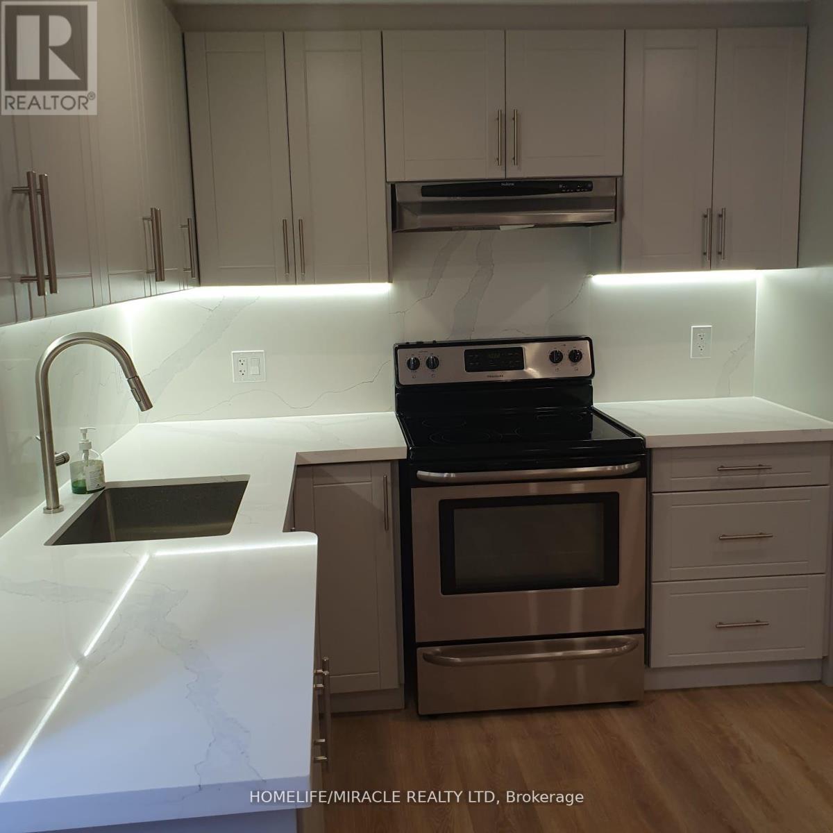 Bsmnt - 454 Westhaven Street, Waterloo, Ontario  N2T 0A4 - Photo 5 - X12430023