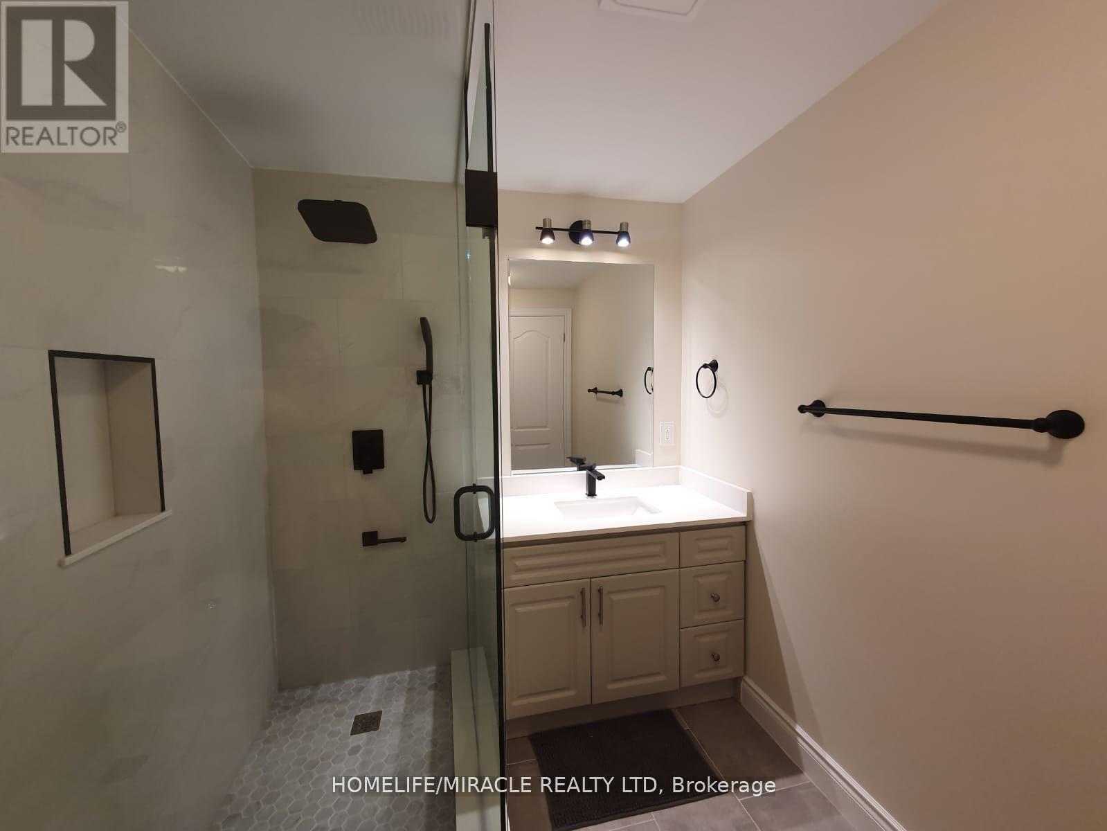Bsmnt - 454 Westhaven Street, Waterloo, Ontario  N2T 0A4 - Photo 9 - X12430023