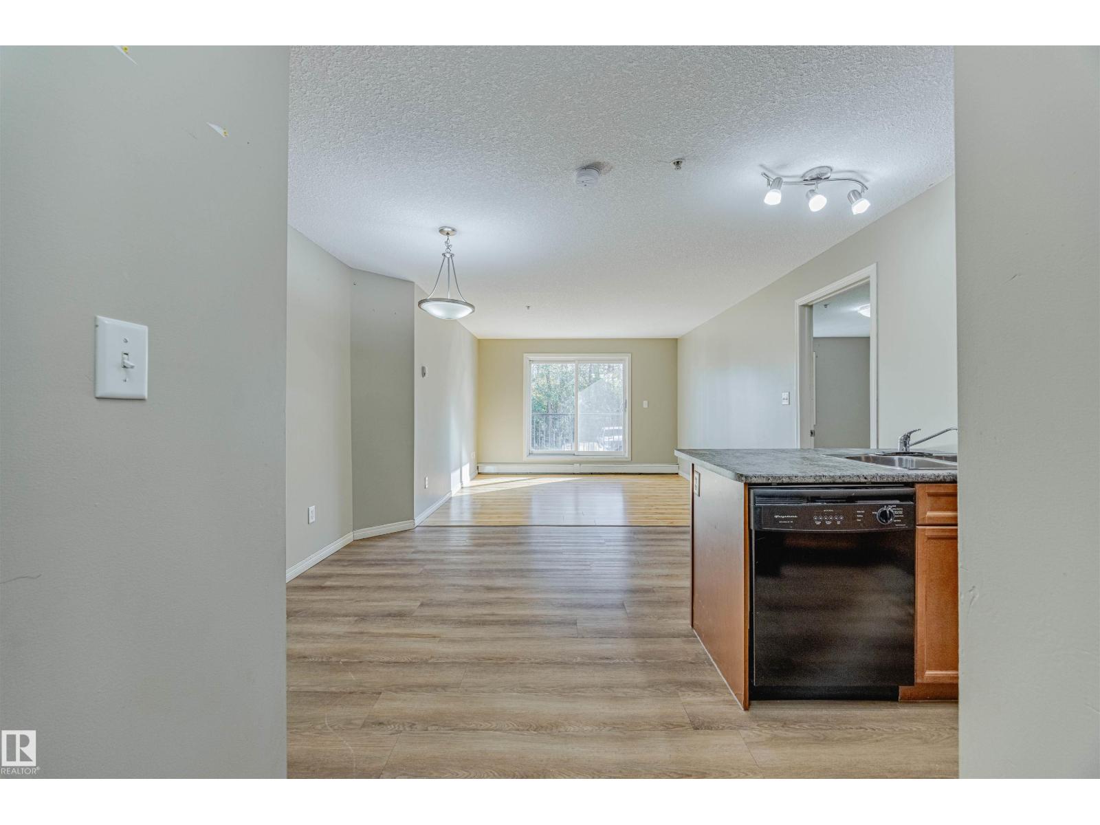 #111 4903 47 Av, Stony Plain, Alberta  T7Z 0C6 - Photo 4 - E4459940