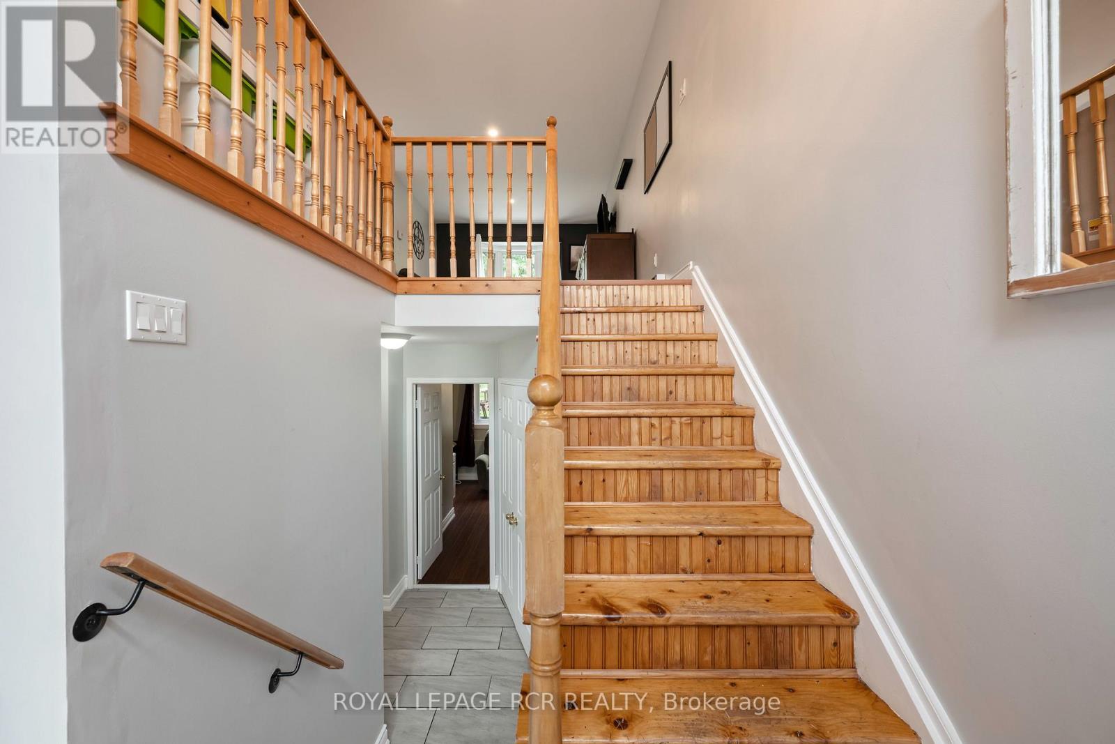 310 Shelburne Place, Shelburne, Ontario  L9V 3A9 - Photo 14 - X12431740