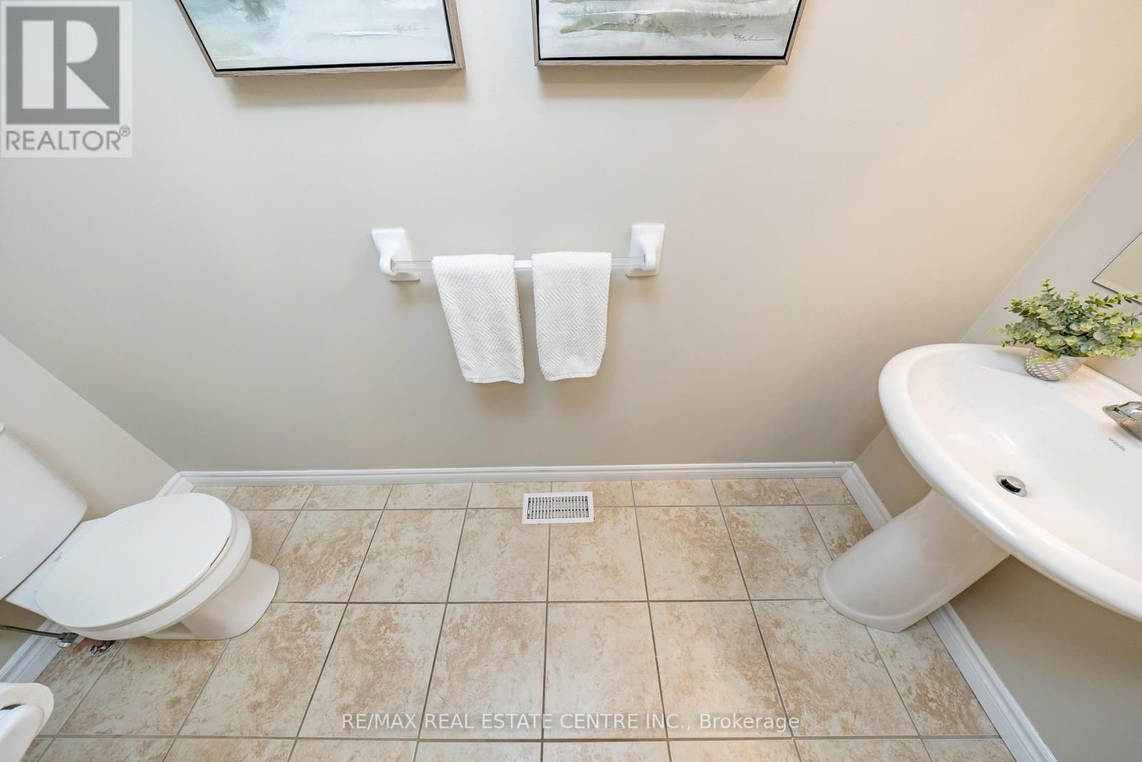 153 Carters Lane, Guelph/eramosa, Ontario  N0B 2K0 - Photo 13 - X12431764