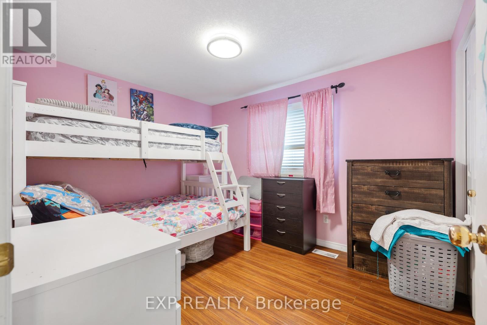 992 Copper Leaf Crescent, Kitchener, Ontario  N2E 3W3 - Photo 13 - X12431790