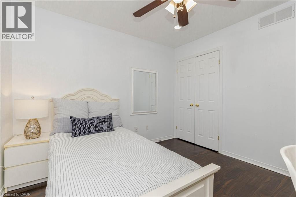 32 Vineberg Drive, Hamilton, Ontario  L9B 2P6 - Photo 31 - 40774400
