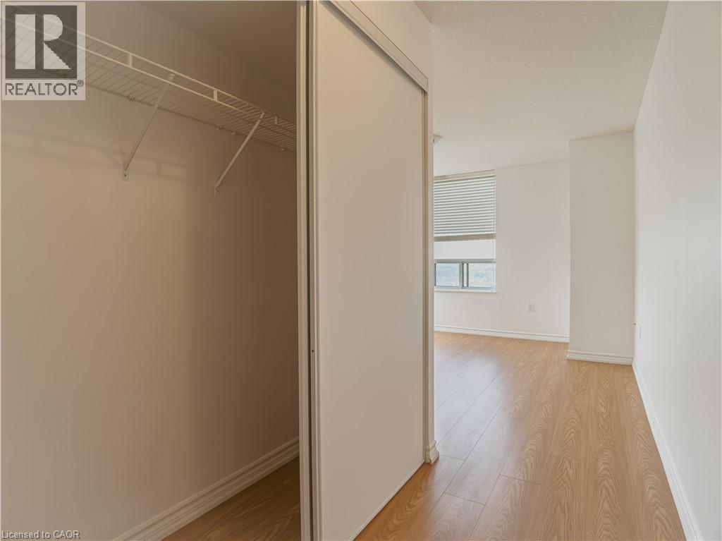55 Strathaven Road Unit# 1413, Mississauga, Ontario  L5R 4G9 - Photo 13 - 40774288
