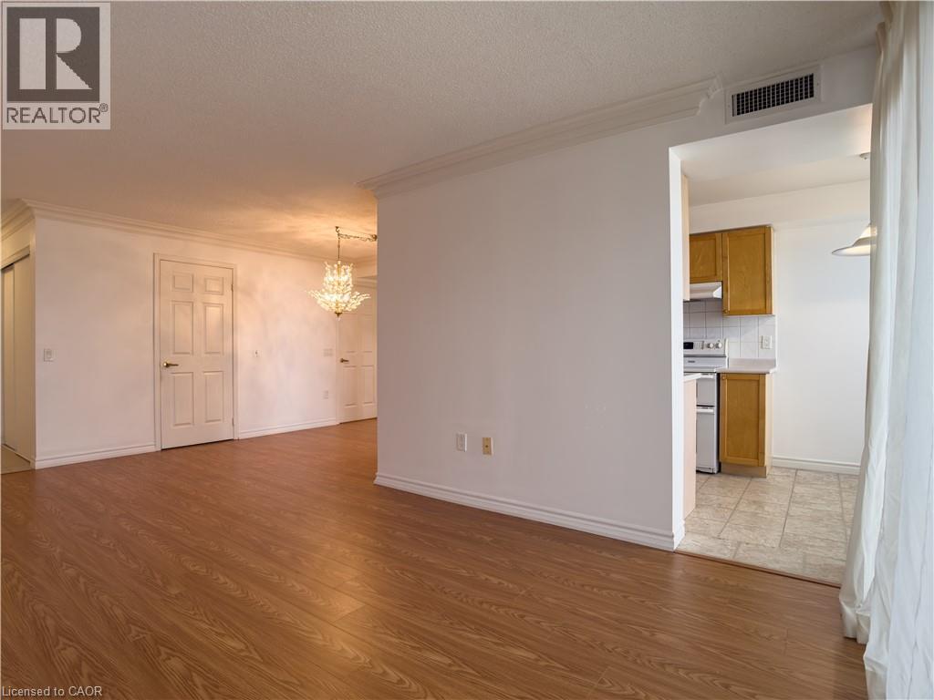55 Strathaven Road Unit# 1413, Mississauga, Ontario  L5R 4G9 - Photo 6 - 40774288