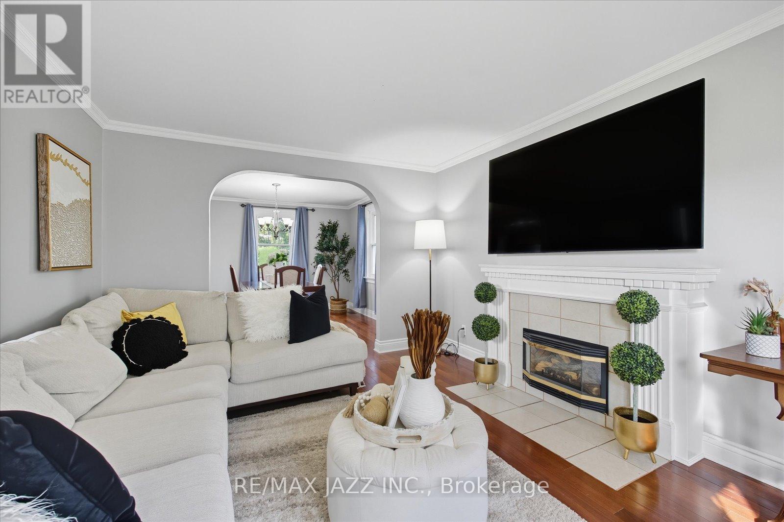 145 Switzer Drive, Oshawa, Ontario  L1G 3J6 - Photo 8 - E12432000