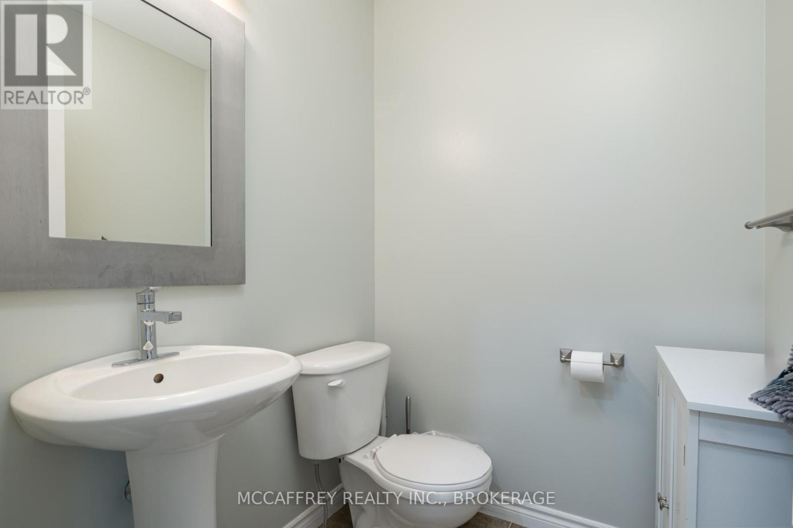 81 Schooner Drive, Kingston, Ontario  K7K 7K1 - Photo 10 - X12432006