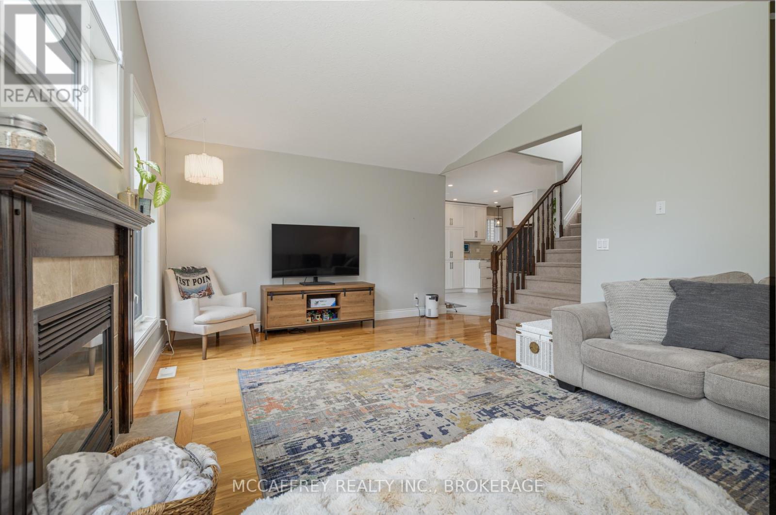81 Schooner Drive, Kingston, Ontario  K7K 7K1 - Photo 12 - X12432006