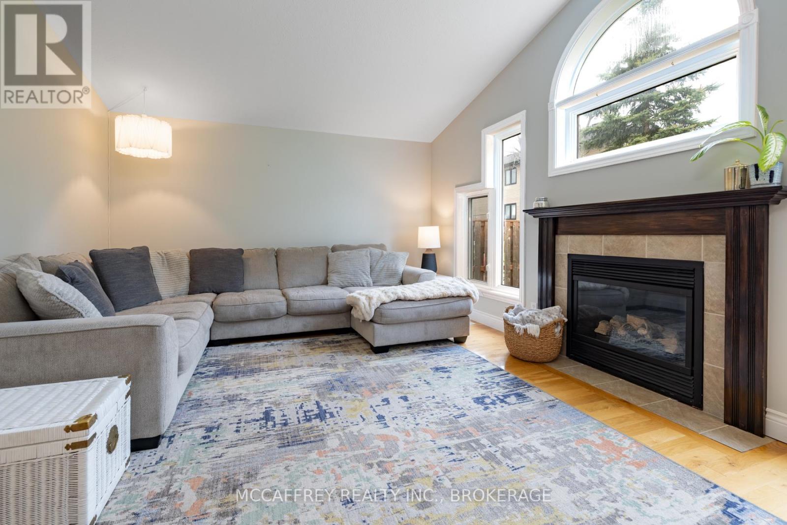 81 Schooner Drive, Kingston, Ontario  K7K 7K1 - Photo 13 - X12432006