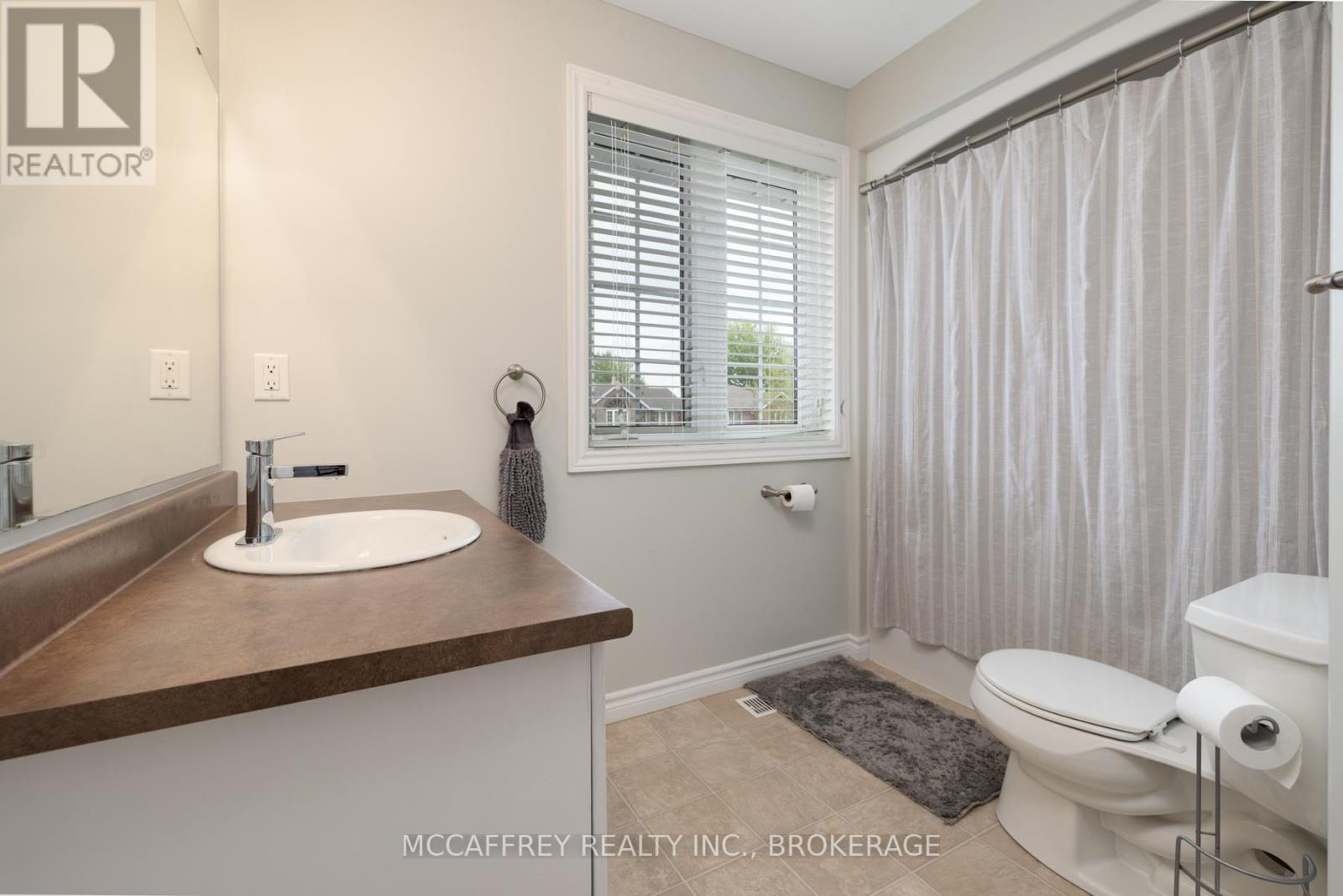 81 Schooner Drive, Kingston, Ontario  K7K 7K1 - Photo 14 - X12432006