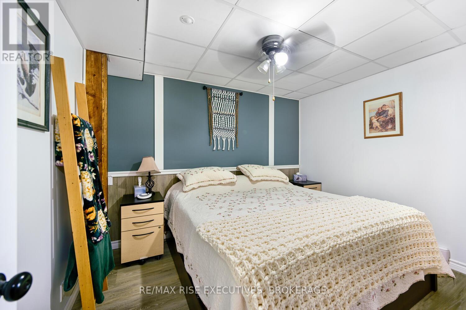 25 Park Street, Leeds And The Thousand Islands, Ontario  K0E 1N0 - Photo 22 - X12432062