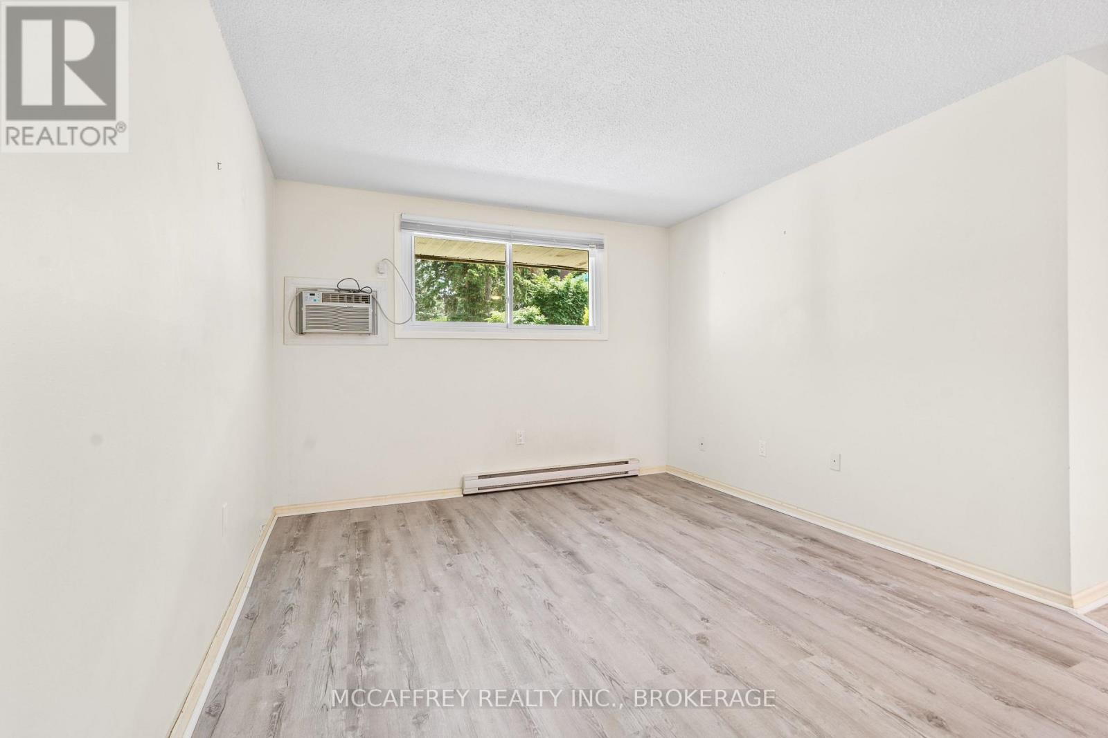 102 - 1010 Pembridge Crescent, Kingston, Ontario  K7P 1A3 - Photo 10 - X12432072