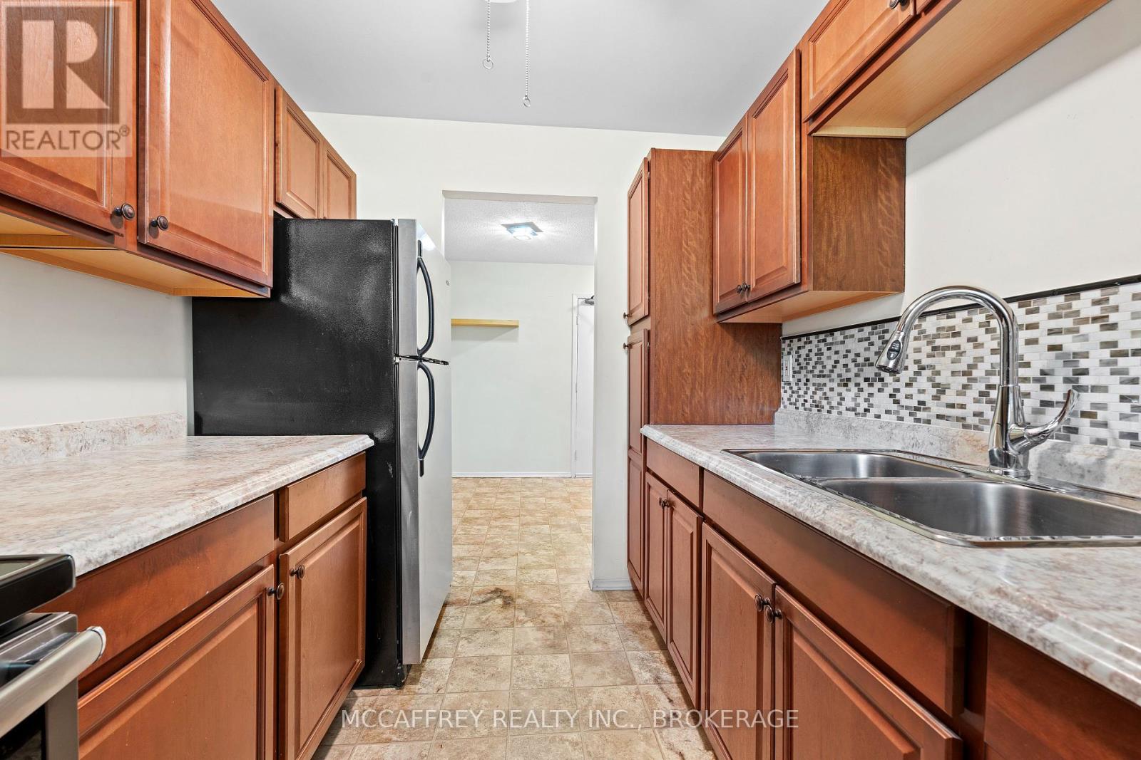 102 - 1010 Pembridge Crescent, Kingston, Ontario  K7P 1A3 - Photo 15 - X12432072