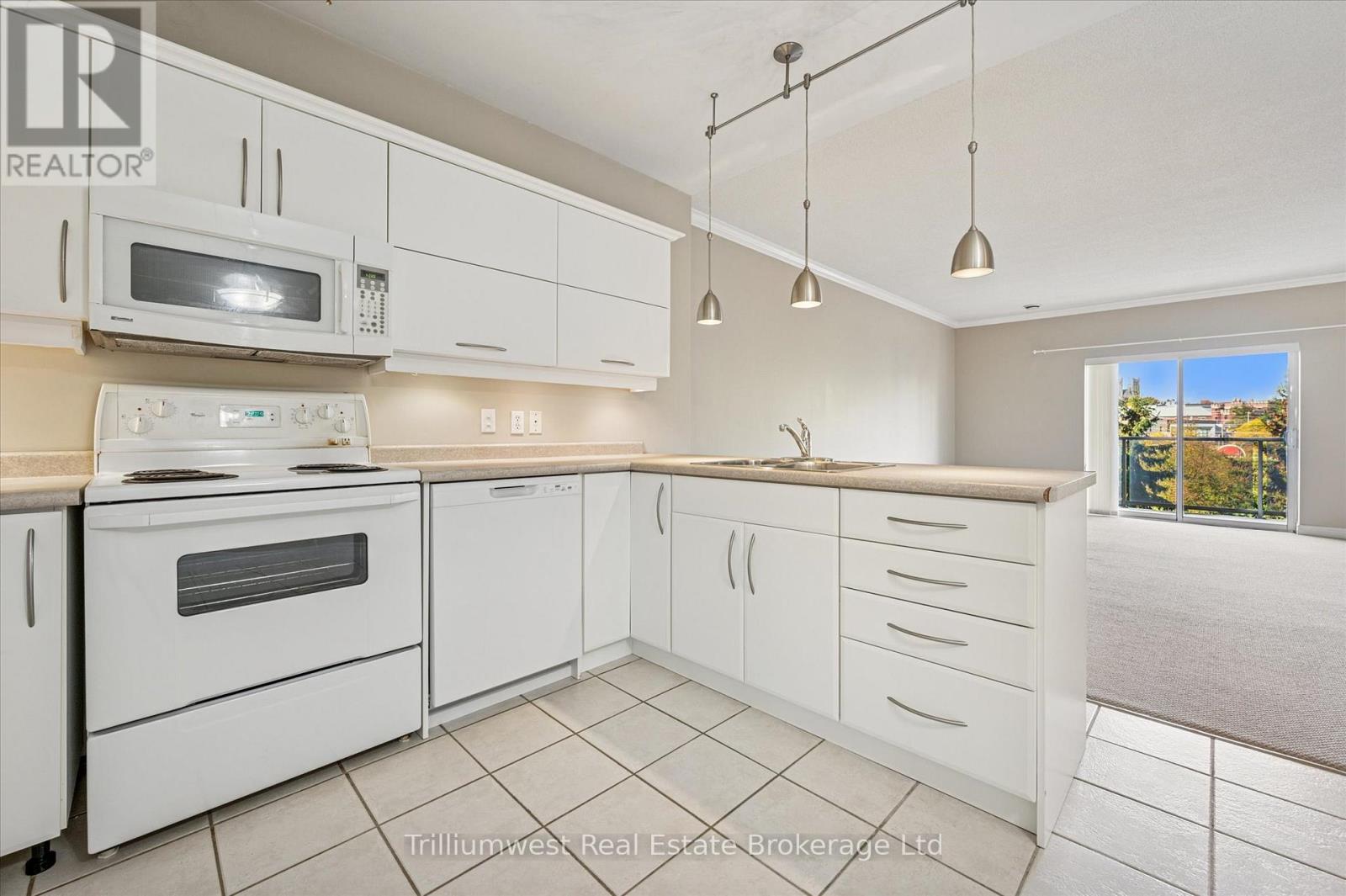 304 - 60 Wyndham Street S, Guelph, Ontario  N1E 7H7 - Photo 19 - X12432048