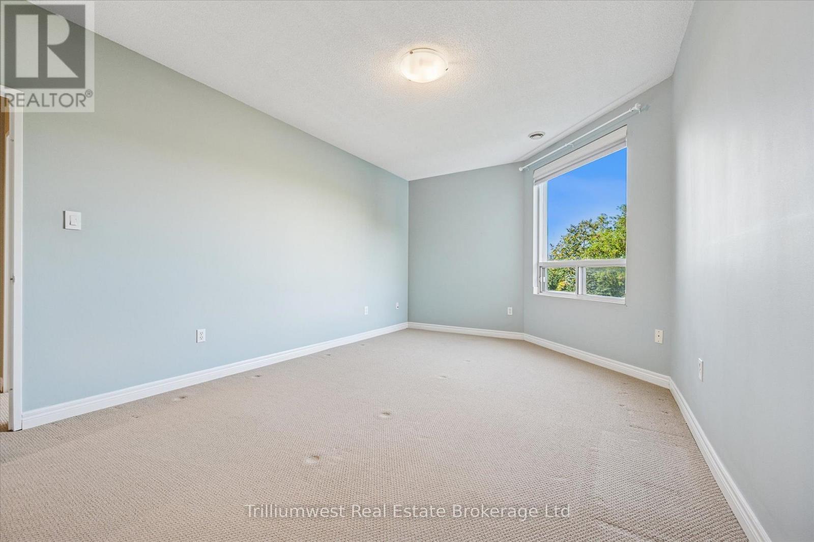 304 - 60 Wyndham Street S, Guelph, Ontario  N1E 7H7 - Photo 35 - X12432048